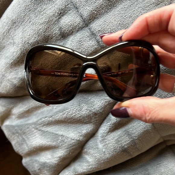 Tom Ford Sunglasses - Picture 2 of 7